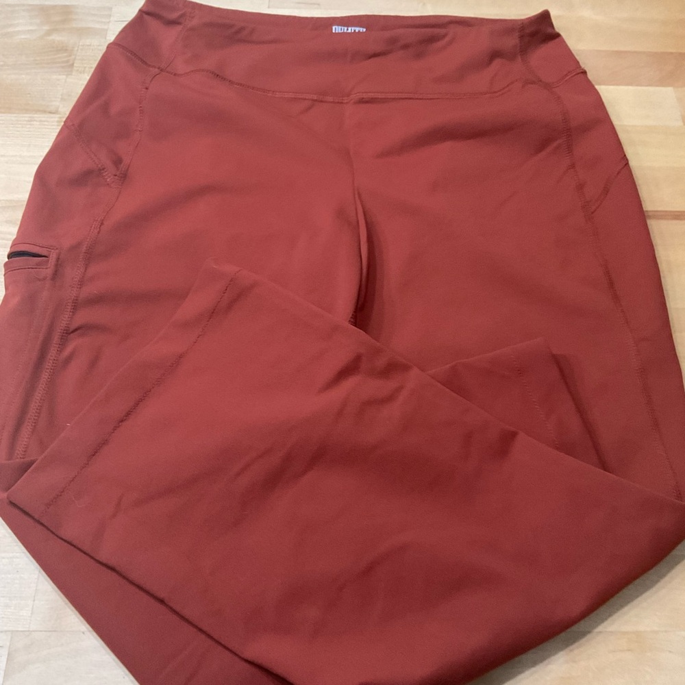 Duluth woman’s legging burnt orange color wide leg 30x24 size med